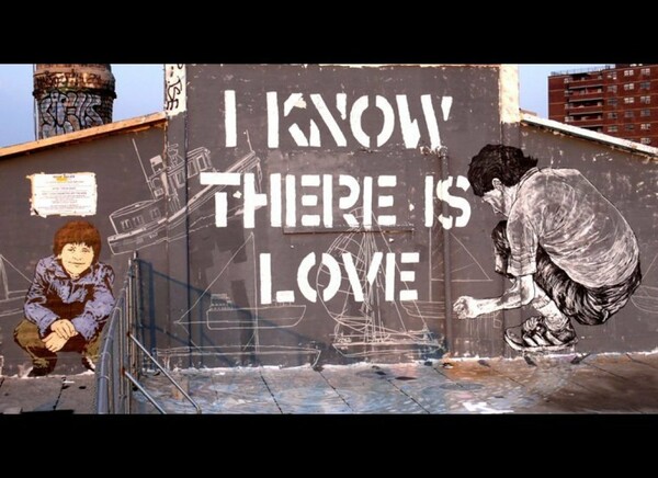 Ο έρωτας στους τοίχους: 30 δημιουργίες της street art