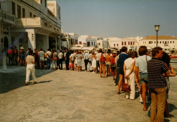 100 χρόνια στη Μύκονο