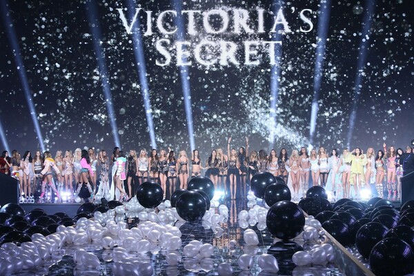 Victoria's Secret 2014 - Η διασημότερη και πιο sexy πασαρέλα του πλανήτη