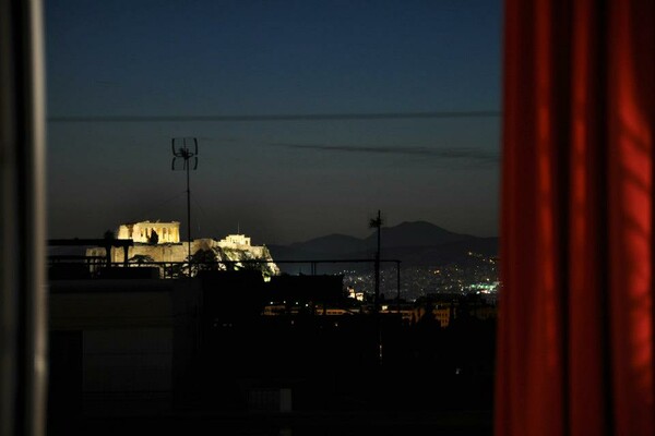 Η Αθήνα που βλέπουμε απ' το παράθυρο