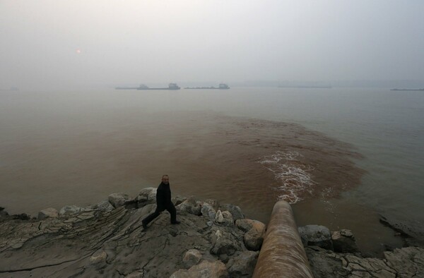 Η Κίνα έχει τεράστιο πρόβλημα με τα νερά της