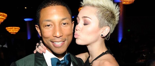Η Miley Cyrus χορεύει στο νέο βίντεο του Pharrell