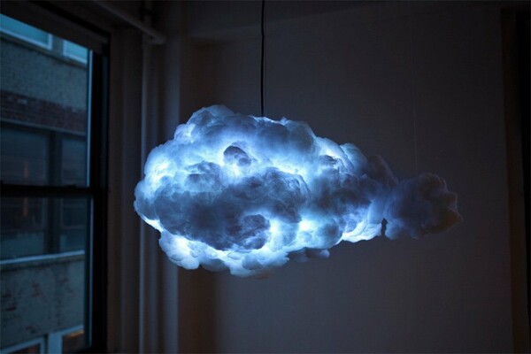 Το πιο ξεχωριστό πολύφωτο στον χώρο του design σήμερα, είναι ένα "σύννεφο"