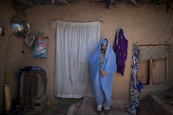 Οι ανέστιες μάνες του Αφγανιστάν 