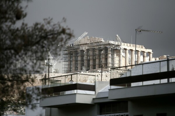 Η συνάντηση ΑλέξηΤσίπρα - Μίκη Θεοδωράκη στο σπίτι με την υπέροχη θέα στην Ακρόπολη