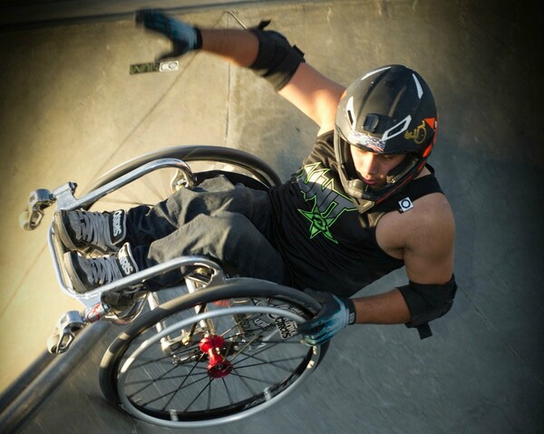 Ο Aaron ‘Wheelz’ Fotheringham είναι ο πρώτος αθλητής motocross με αναπηρικό αμαξίδιο
