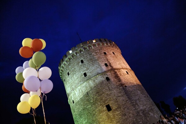 25 πολύχρωμες φωτογραφίες από το Pride της Θεσσαλονίκης