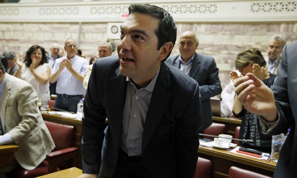 Πέντε μήνες λεονταρισμών χωρίς λόγο προκάλεσαν στην Ελλάδα ανείπωτη ζημιά