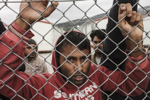 Είναι αυτές οι τελευταίες φωτογραφίες μεταναστών στην Αμυγδαλέζα;