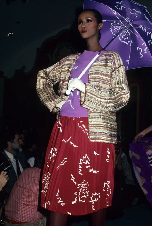60 χρόνια Ιμάν: 20 υπέροχες φωτογραφίες του μοντέλου απ' τη Σομαλία που άλλαξε τον κόσμο της μόδας 