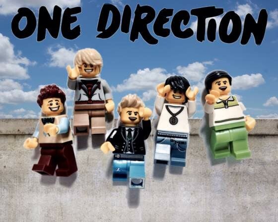 Οι πιο διάσημες μπάντες του κόσμου γίνονται Lego