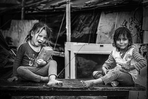 Μεγάλη Εβδομάδα στον καταυλισμό των Ρομά στα Λιόσια