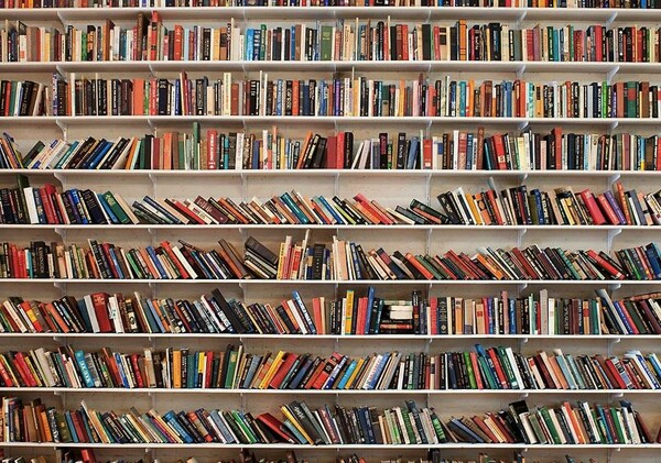Τα 10 βιβλία που διαβάστηκαν περισσότερο παγκοσμίως τα τελευταία 50 χρόνια