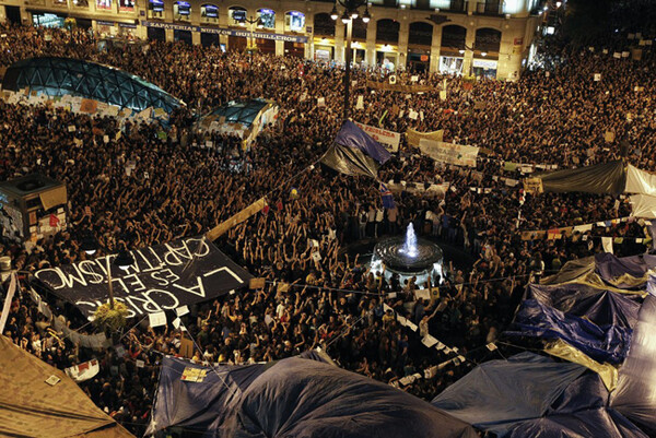 Los Indignados (Oι Αγανακτισμένοι). Το κίνημα της 15-Μ (Μαίου) στην Ισπανία.