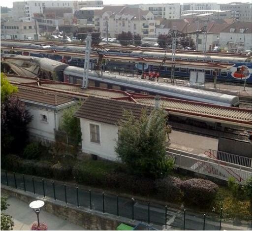 «Πολλά θύματα» από εκτροχιασμό τρένου στη Γαλλία