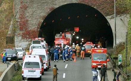 Τώρα: Κατέρρευσε τούνελ στο Τόκιο