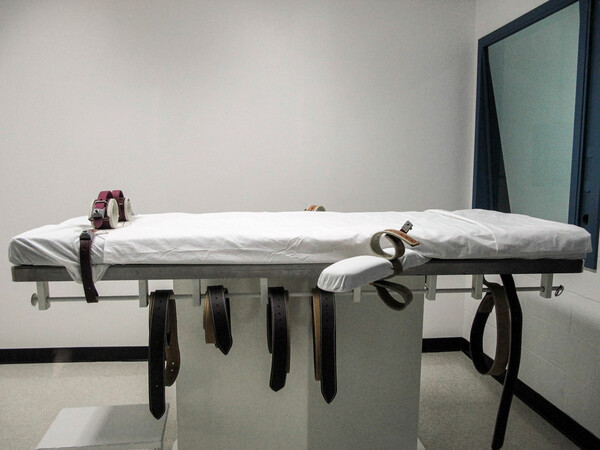 Η Νεμπράσκα έγινε η 19η πολιτεία που καταργεί τη θανατική ποινή