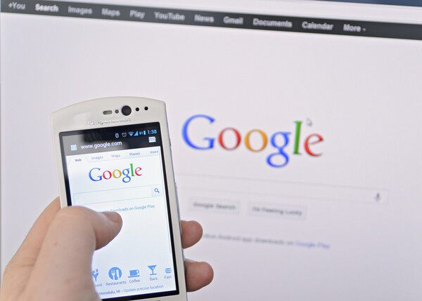 Σημαντική αλλαγή στις αναζητήσεις μέσω smartphone ετοιμάζει η Google