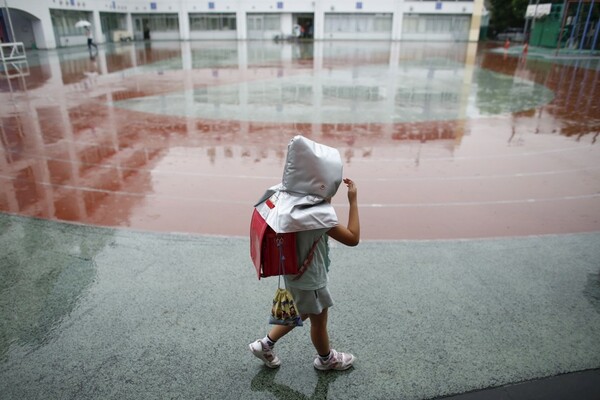 Τα παιδιά στο Τόκιο κυκλοφορούν μόνα τους από 3 ετών και κανείς δεν ανησυχεί
