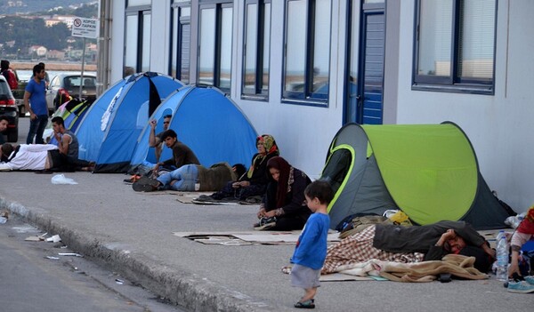 Λέσβος: Ο δήμαρχος ζητά να κηρυχθεί το νησί σε κατάσταση έκτακτης ανάγκης λόγω προσφύγων