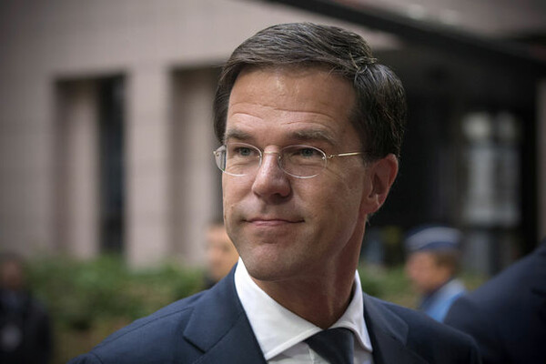 Μην αποκλείετε το Grexit, λέει ο Πρωθυπουργός της Ολλανδίας