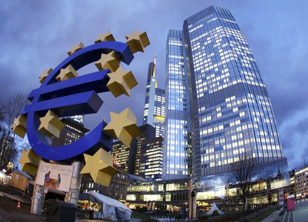 Μόλις κατά 500 εκ. αύξησε τον ELA η ΕΚΤ