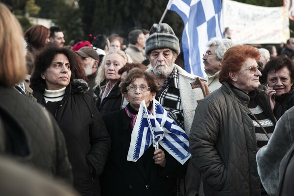 ΕΚΤ: Ο κίνδυνος χρεοκοπίας έχει αυξηθεί σημαντικά για την Ελλάδα