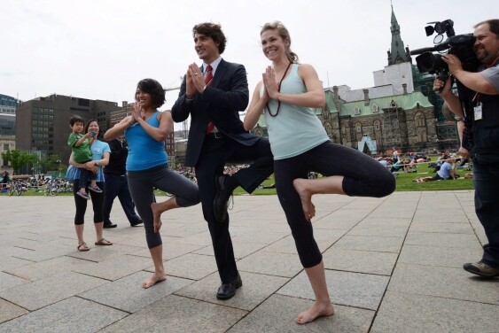 Ποιος είναι ο Τζάστιν Τρουντό, ο χαρισματικός και νεότερος πρωθυπουργός του Καναδά