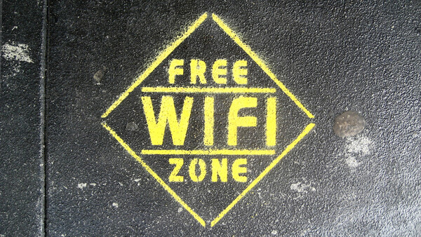 «Wi-Fi μας σκοτώνεις αργά;»
