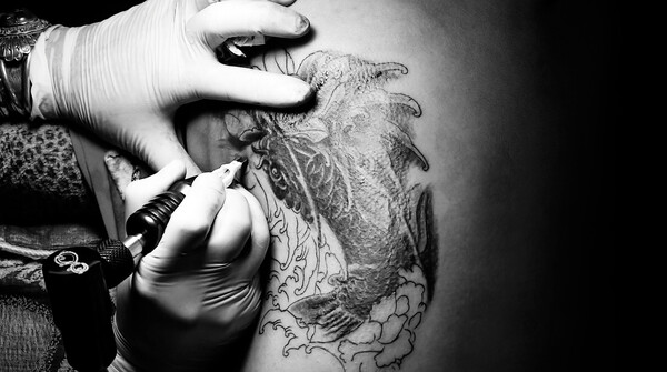 Αποφάσισες να χτυπήσεις τατουάζ; Να, 7 πράγματα που πρέπει να ξέρεις!