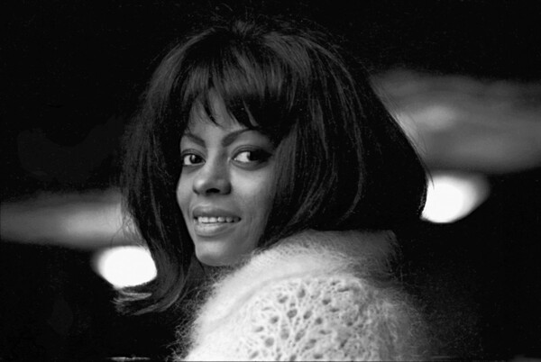 Ακυκλοφόρητες φωτογραφίες από την χρυσή εποχή της Motown