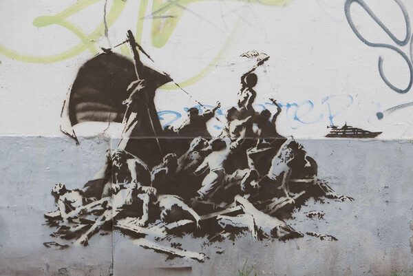 O Banksy έκανε graffiti τον Steve Jobs για το προσφυγικό