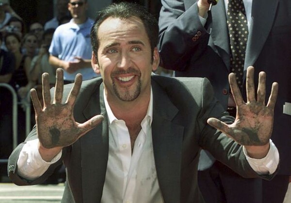 Ο Nicolas Cage αγόρασε κλεμμένο κρανίο δεινοσαύρου και τώρα καλείται να το επιστρέψει