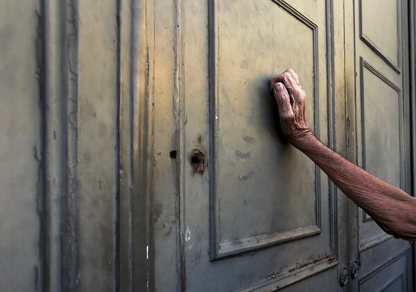 Εννιά συγκλονιστικές εικόνες Ελλήνων φωτορεπόρτερ στις καλύτερες του Reuters για το 2015