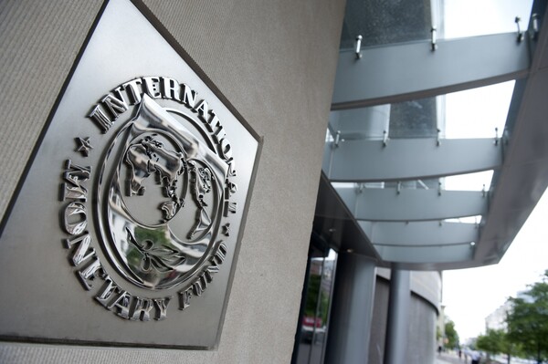 Το ΔΝΤ ζητά άμεση ελάφρυνση χρέους για την Ελλάδα και δίνει στη δημοσιότητα την επίσημη ανάλυση βιωσιμότητας