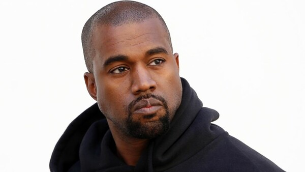 O Kanye West "προδόθηκε" ότι χρησιμοποιεί το Pirate Bay