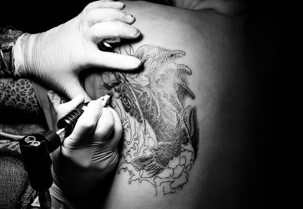 Αποφάσισες να χτυπήσεις τατουάζ; Να, 7 πράγματα που πρέπει να ξέρεις!