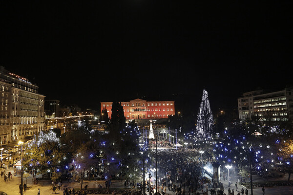 Tην Παρασκευή η φωταγώγηση της Αθήνας για τα Χριστούγεννα