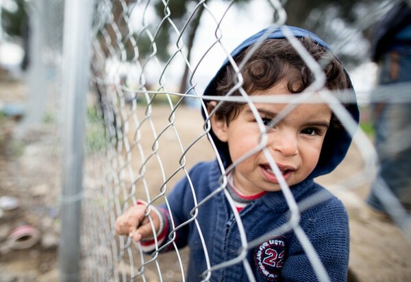 Το 2015 πάνω από 1,4 εκατομμύρια άνθρωποι και σχεδόν 96.000 ασυνόδευτα παιδιά ζήτησαν άσυλο στην ΕΕ