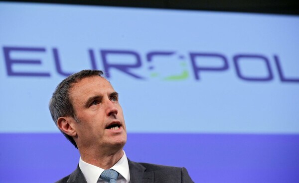 Η Europol στέλνει 200 αξιωματούχους στην Ελλάδα για τον εντοπισμό τζιχαντιστών