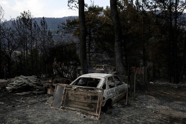 Τα καμένα σπίτια στο γραφικό, ορεινό Καζαβίτι της Θάσου