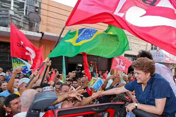 Η άνοδος και η απότομη πτώση της πρώτης γυναίκας προέδρου της Βραζιλίας