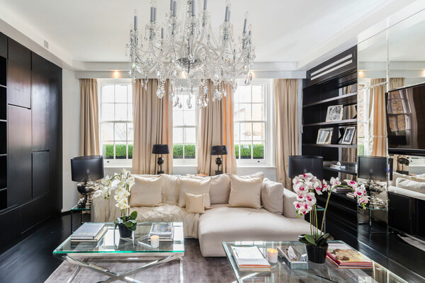 Η πολυτελής κατοικία του Alexander McQueen μόλις ανακαινίστηκε και πωλείται για 10.6 εκατομμύρια δολάρια