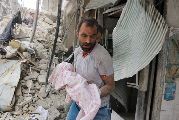 Σφαγή αμάχων στο Χαλέπι - Οι πρώτες εικόνες που μεταδίδονται είναι σκληρές