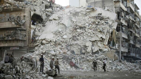 H Ρωσία δηλώνει ότι παρατείνει την κατάπαυση αεροπορικών επιθέσεων στο Χαλέπι