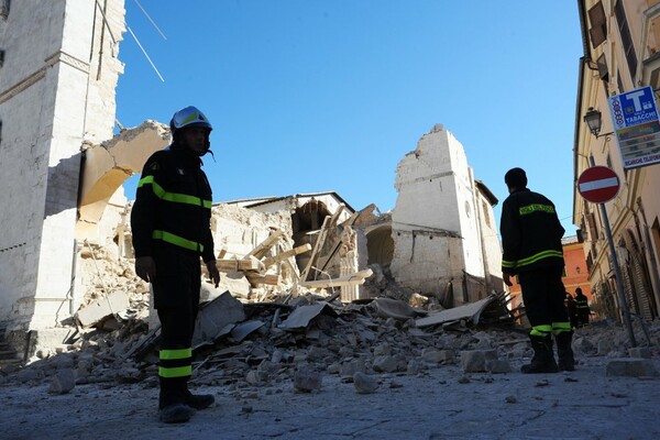 Λέκκας από Ιταλία: Η περιοχή θα δώσει κι άλλους σεισμούς