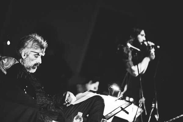 12 φωτογραφίες από την τελευταία συναυλία του Θάνου Ανεστόπουλου