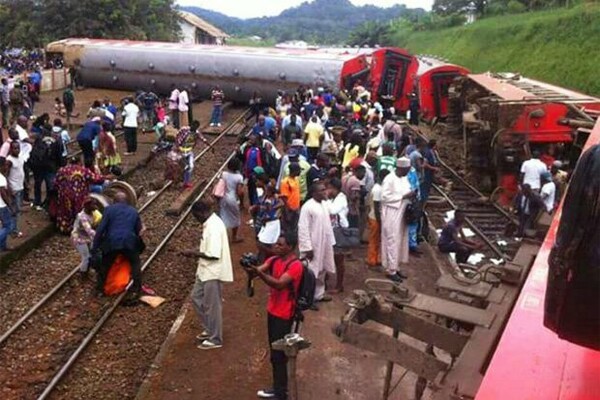 Στους 80 οι νεκροί από τον εκτροχιασμό τρένου στο Καμερούν