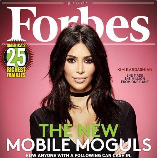 Η Kim Kardashian είναι επισήμως μεγιστάνας και γίνεται εξώφυλλο στο Forbes