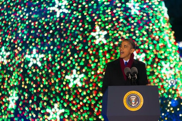 Ο Ομπάμα ανακοίνωσε ήδη τους καλλιτέχνες που θέλει στην φωταγώγηση του χριστουγεννιάτικου δέντρου